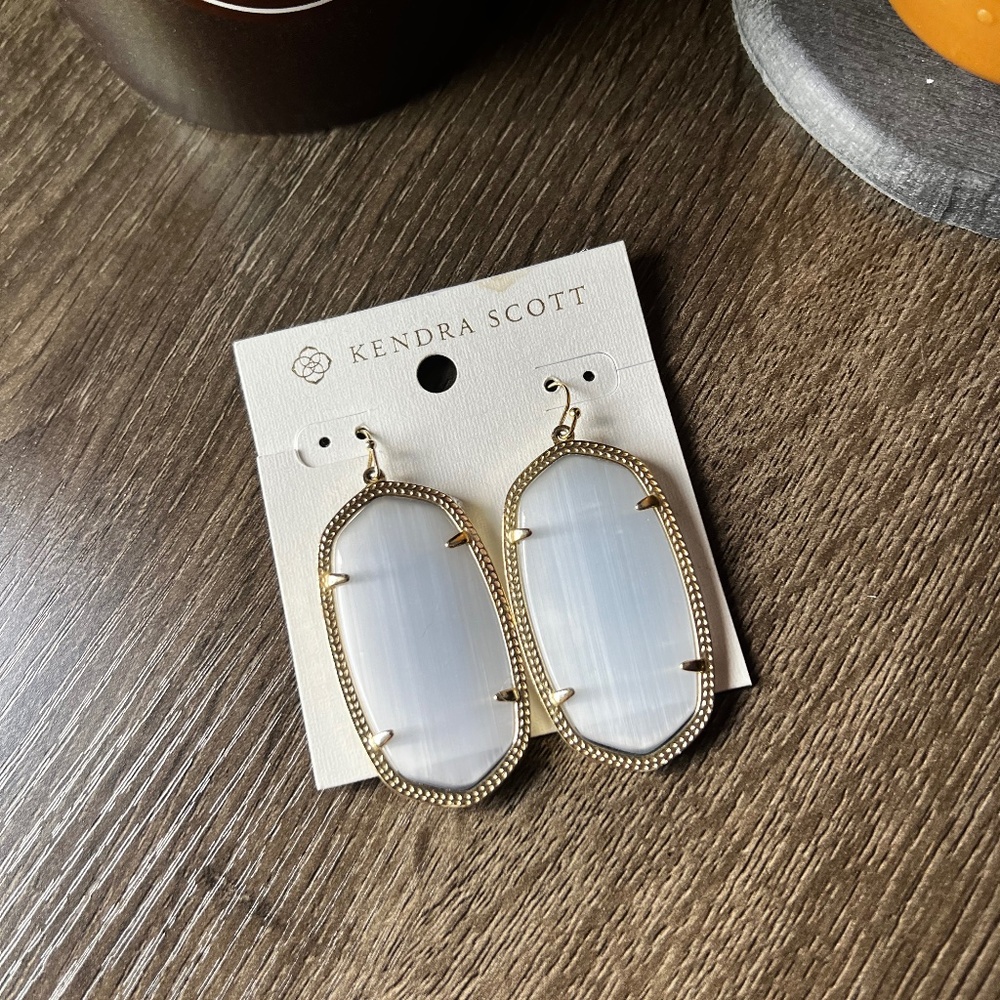 Kendra Scott Danielle Gold Gray Drop Earrings